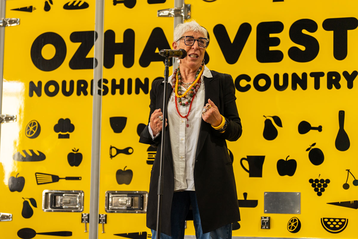 Teri porno videolar Tosnoda kodlarsiz jinsiy aloqa qilish